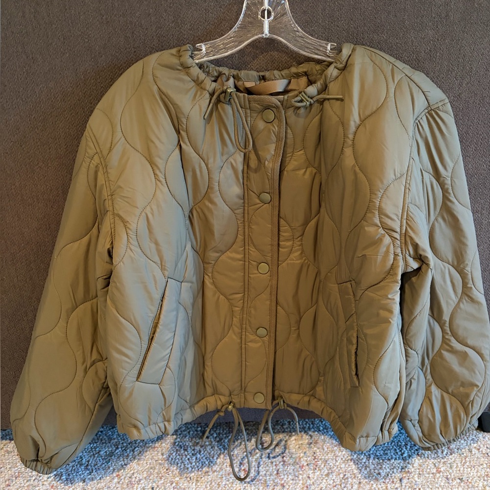 Free Assembly quilted parachute jacket